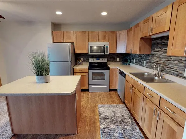 Oxbow Park Apartments