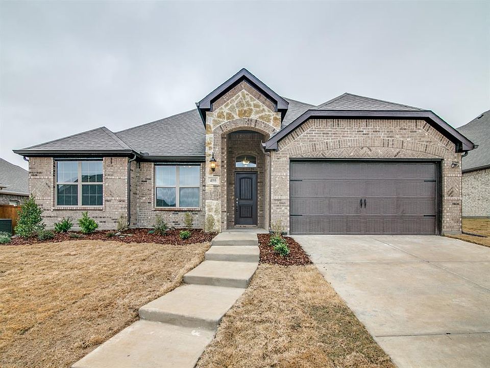 1st image of 410 Oleander Dr