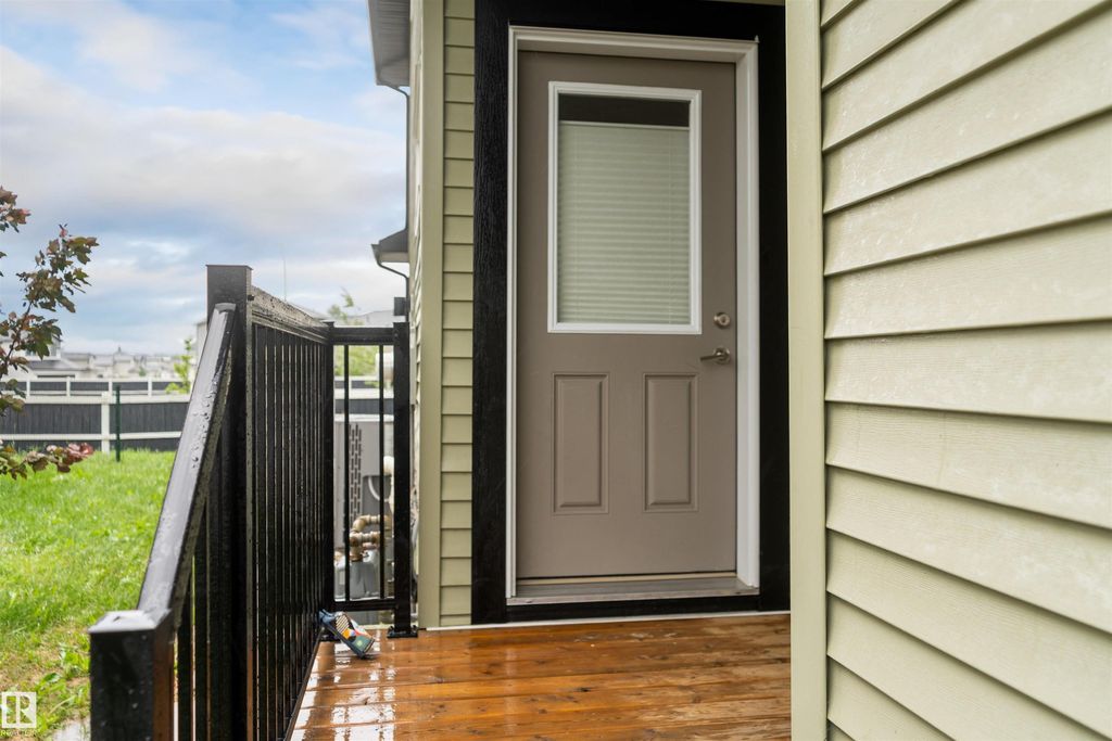 15134 26th St NW, Edmonton, AB - View 4
