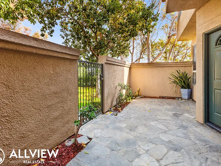 2 Sentinel Pl — Photo 25