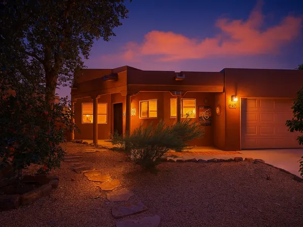 300 Camino Miramontes, Espanola, NM 87532