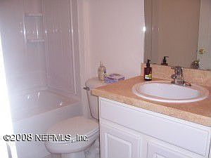 3rd image of 2111 Creekmont Dr