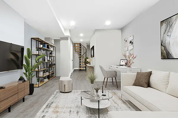 Rented by Freestone Property Group | media 7