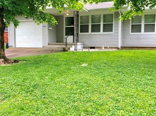905 S A St, Farmington, MO 63640