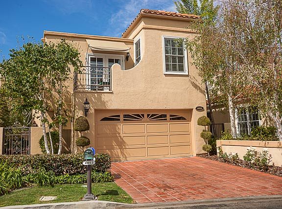 2nd image of 4453 Park Arroyo