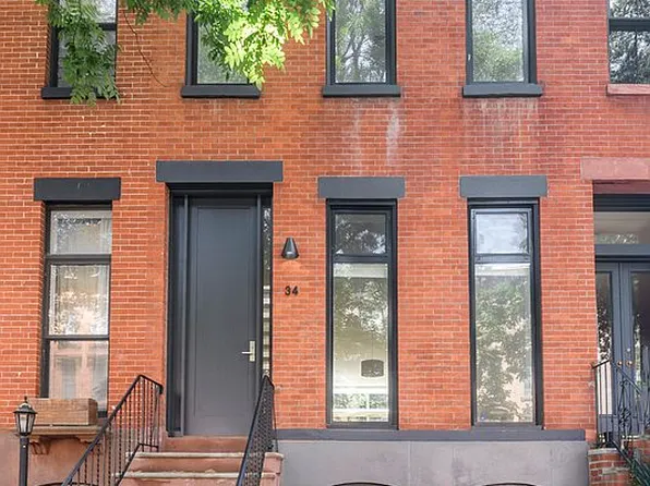 34 Monroe St, Brooklyn, NY 11238
