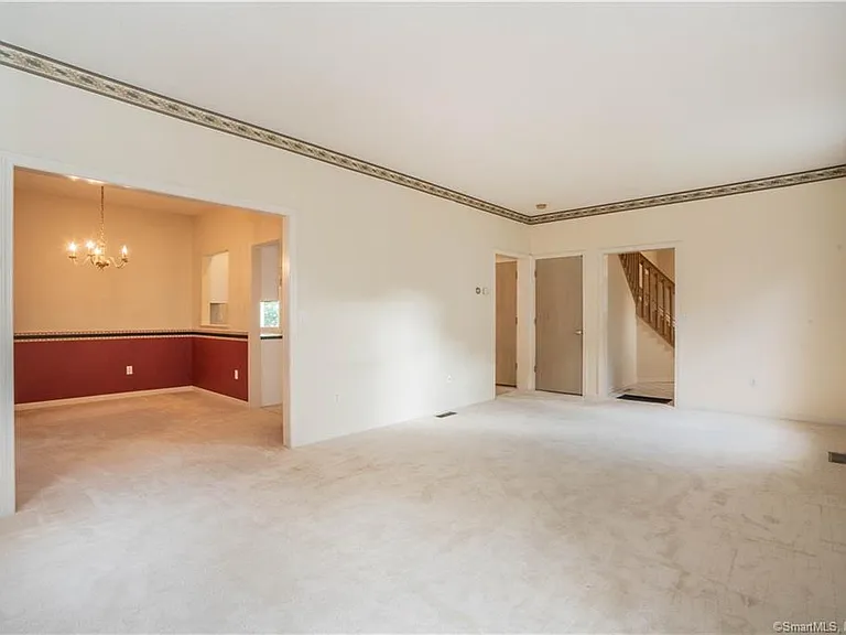 47 Pepper Bush Ln — Photo 11