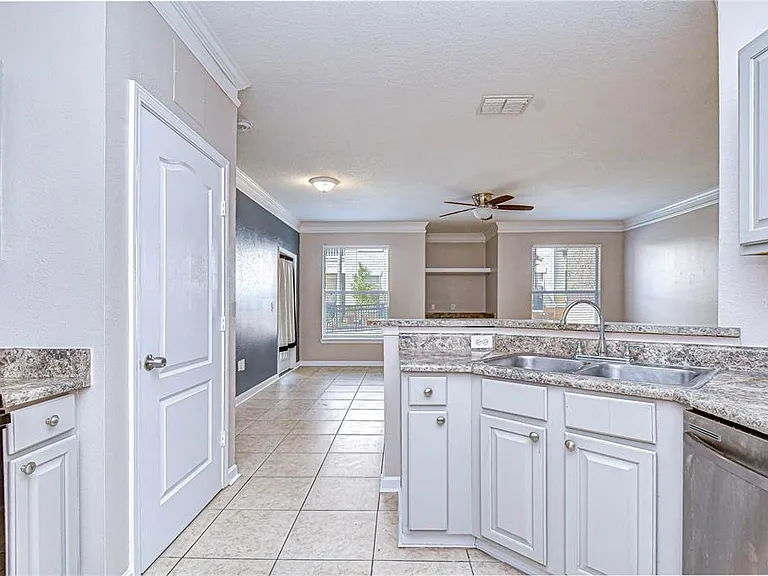 17942 Villa Creek Dr #17942 — Photo 25
