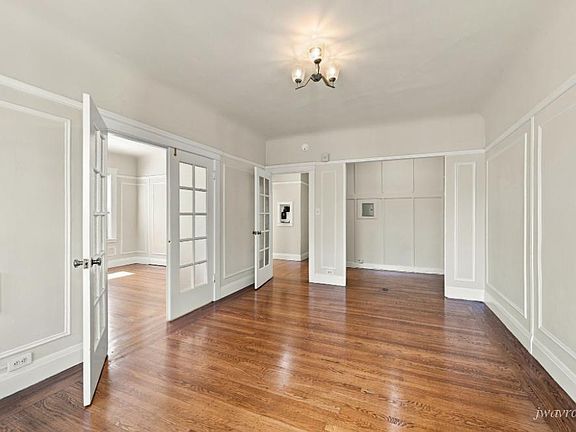3rd image of 80 7th Ave APT 8