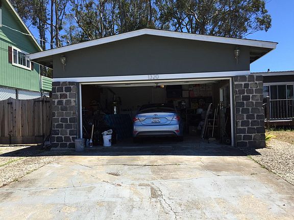 2nd image of 1320 Crespi Dr