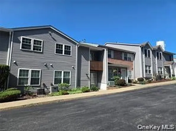 49 Jimal Dr, Middletown, NY 10940