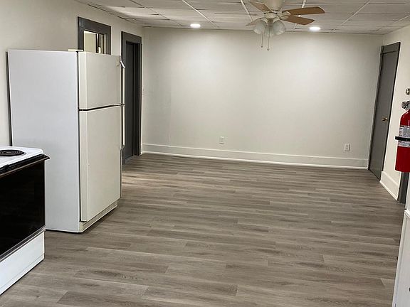 4th image of 599 Rathbun St APT 1R