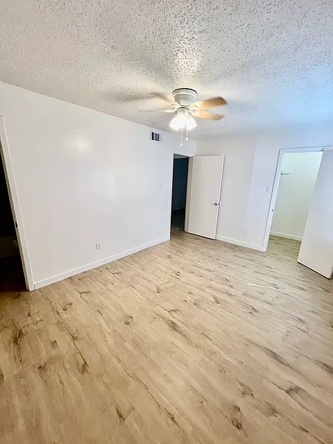 2 bed, 1.5 bath, 850 sqft, $1,150 — Photo 2