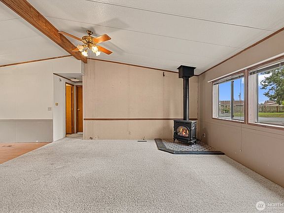 4th image of 9403 Pierce Lane #24