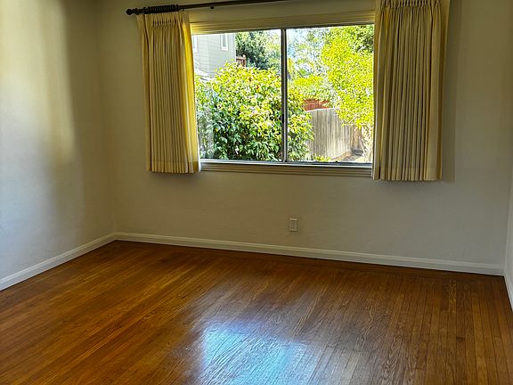 5th image of 185 Hillview Ave