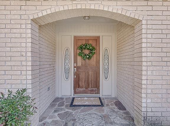 4th image of 6203 Sandybrook Dr
