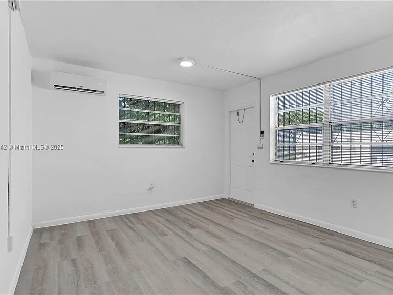 46 NW 62nd St #4 — Photo 20