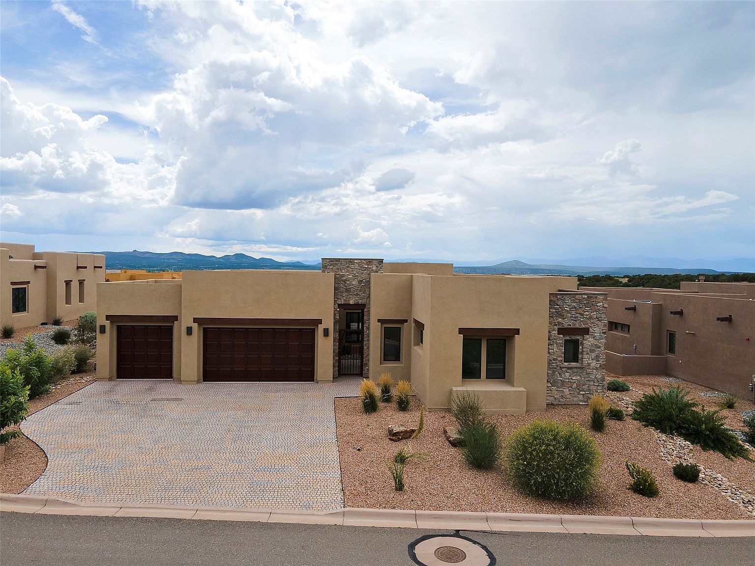 7 Camino Maravilla, Santa Fe, NM 87506 | Zillow