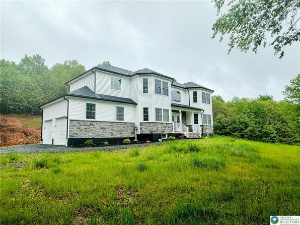 134 Knoll Dr