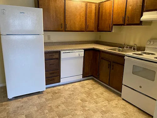 40 Dinan Dr Photo 1