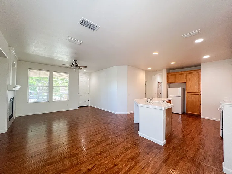 9814 Paso Fino Way — Photo 8
