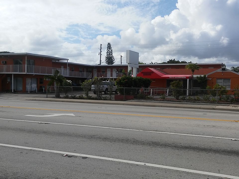 1st image of 3613 Broadway