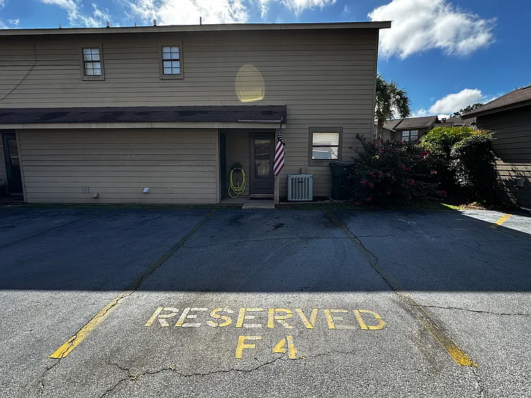 200 Parma Dr — Photo 23