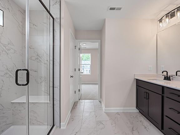 3rd image of 508 Crescent Wood Trl #7