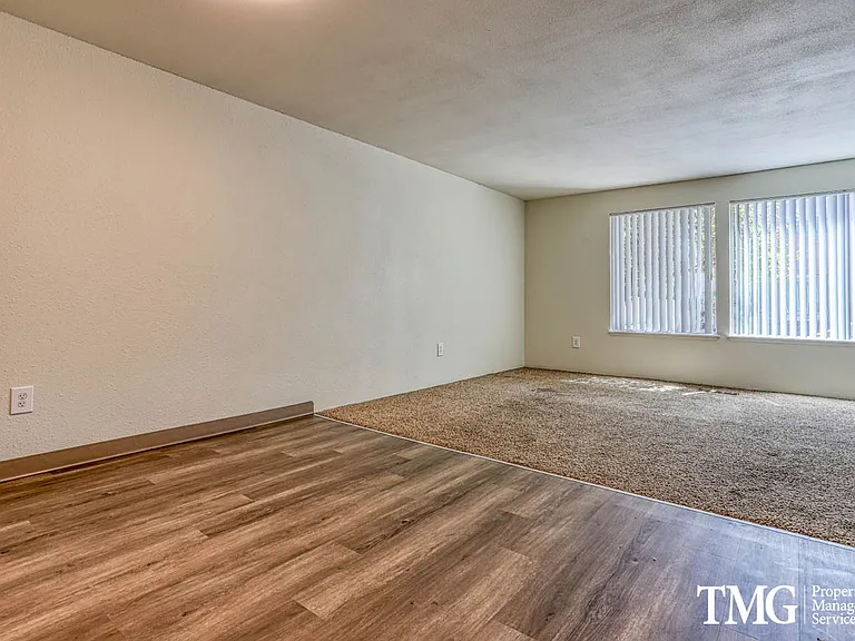 The Illahee Apartments — Photo 43