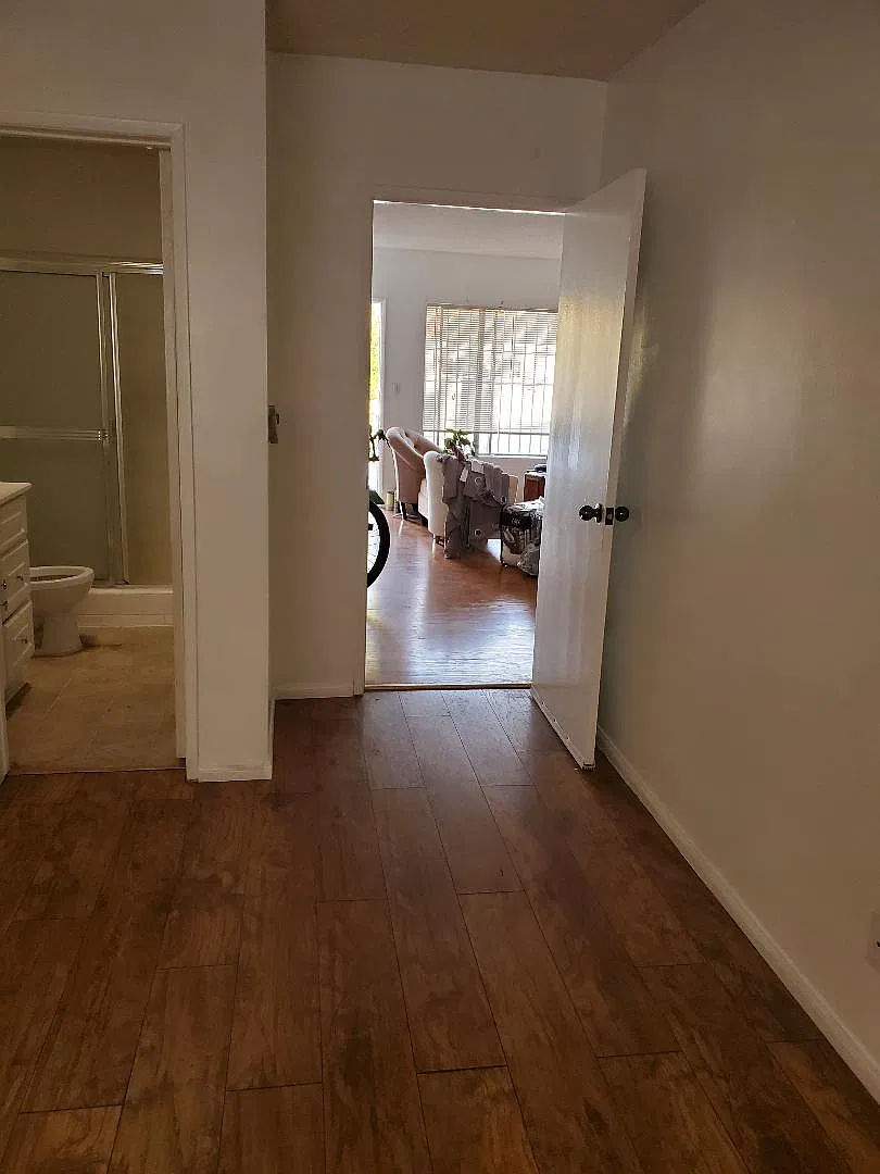 3760 Mentone Ave — Photo 4