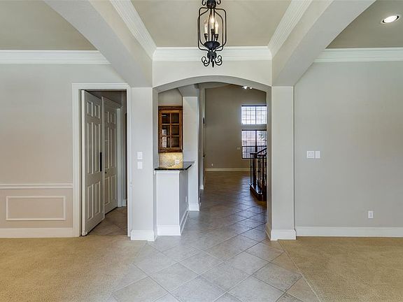 4th image of 15064 Mountain Creek Trl