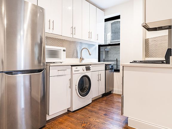 3rd image of 523 W 135th St #5F
