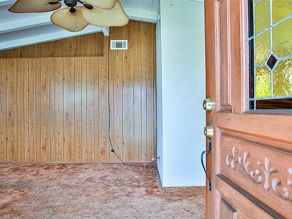 4th image of 933 Brightview Dr