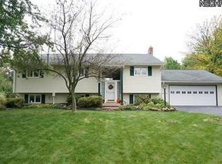 2809 Lydia Dr, Broadview Heights, OH 44147
