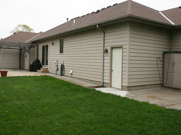 5th image of 6720 Park Crest Ct