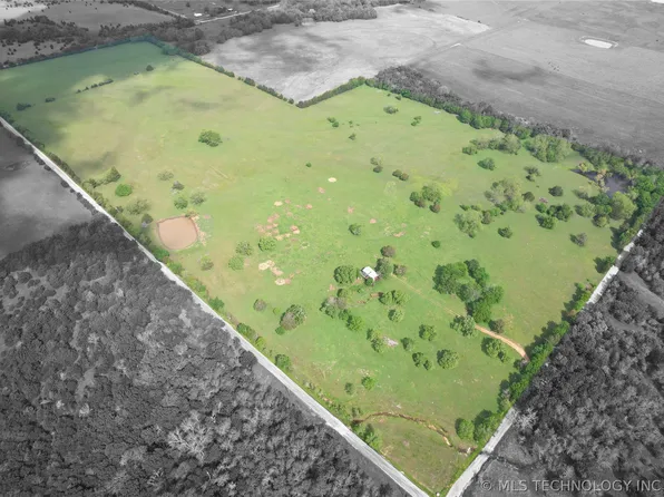 E Blue Springs Rd, Coleman, OK 73432