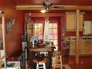 4th image of 325 Cureton Pl