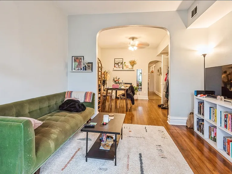 3218 N Central Park Ave #2 — Photo 2