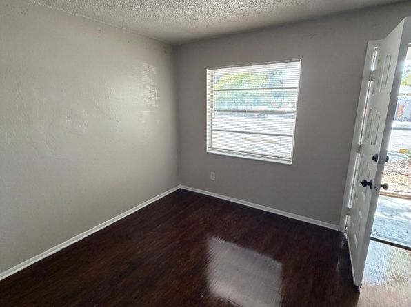 1132 Auburn St APT 109