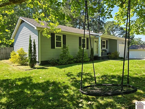 2nd image of 5921 Oakhaven Dr