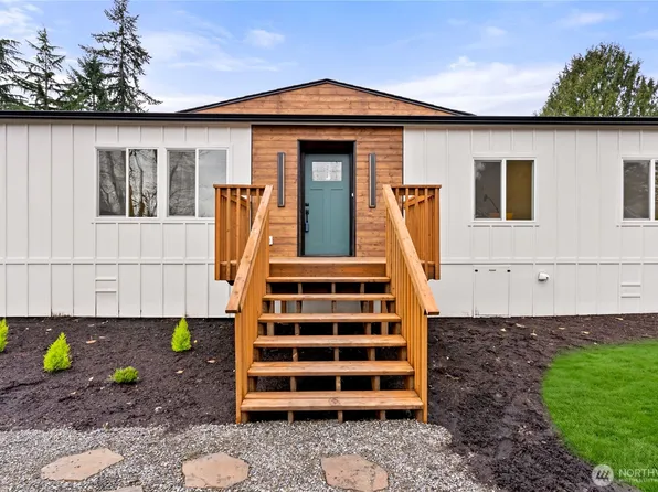 35851 12th Avenue SW, Federal Way, WA 98023