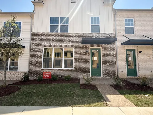 3052 Portage Dr, Bartlett, TN 38135