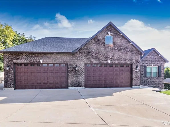 5046 Warren Rd, Imperial, MO 63052