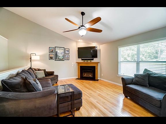 2nd image of 4490 Logsdons Meadow Dr