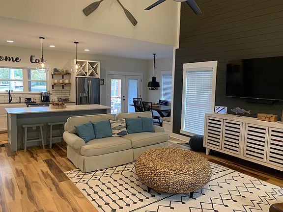 2nd image of 674 Lee Road 388
