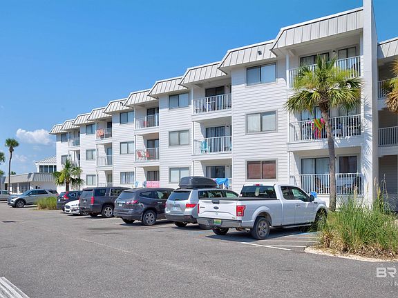 2nd image of 400 Plantation Rd #2105