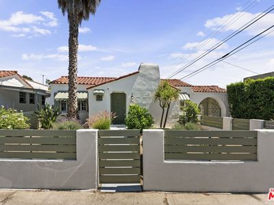 2030 S Redondo Blvd, Los Angeles, CA, 90016