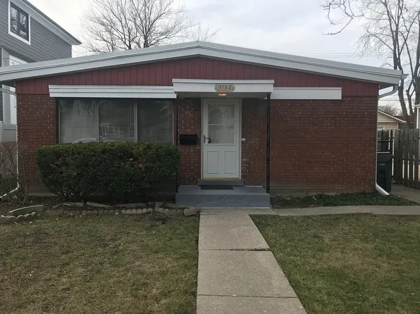 9132 New England Ave, Morton Grove, IL 60053