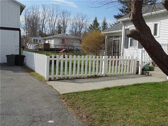 2nd image of 181 Bristol St