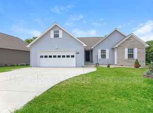 1927 Sheffield Ln, Columbia, TN 38401
